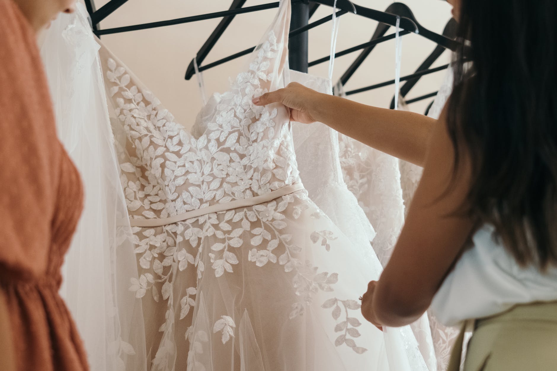 The Most Trusted Wedding Dress Donation Sites